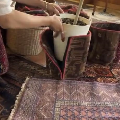【VP051】 Afghan  Rug pot ②ベルクロ付き