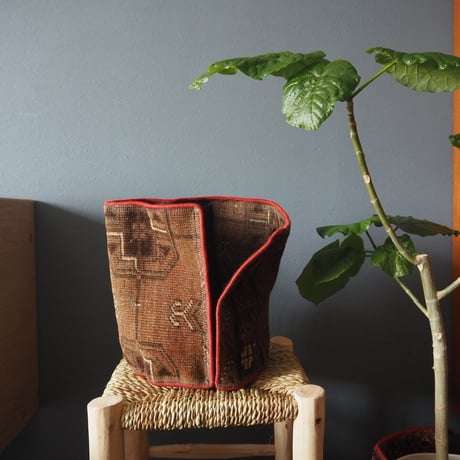 【VP051】 Afghan  Rug pot ②ベルクロ付き