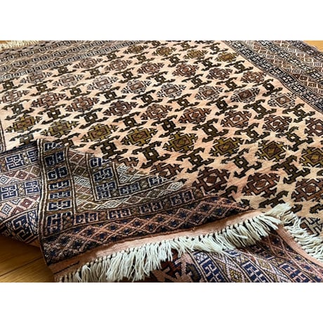 【VR220】 Turkmen rug ⁡