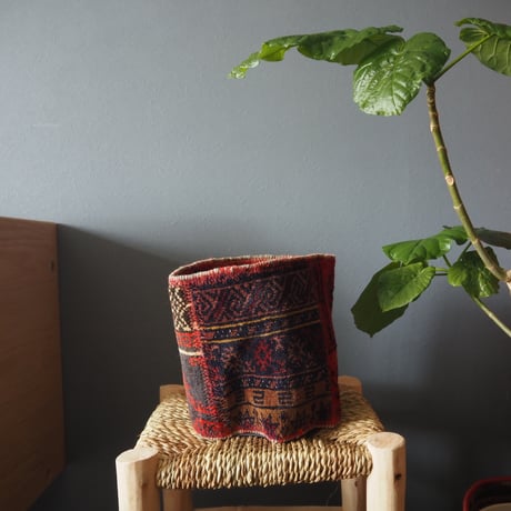 【VP052】 Afghan  Rug pot ②