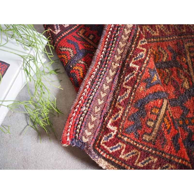 VR241】 Afghan Baluch rug | Spin.