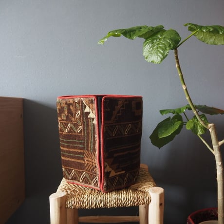 【VP051】 Afghan  Rug pot ① ベルクロ付き