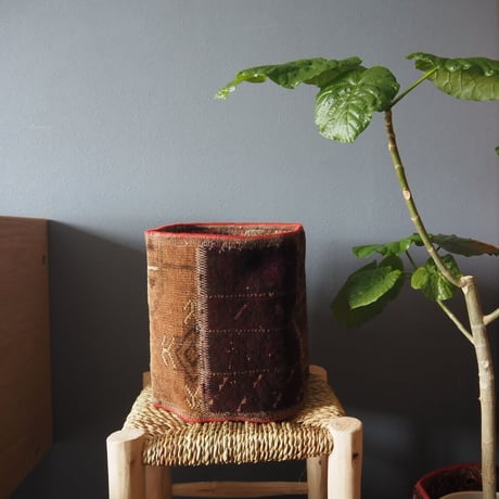 【VP050】 Afghan  Rug pot ③