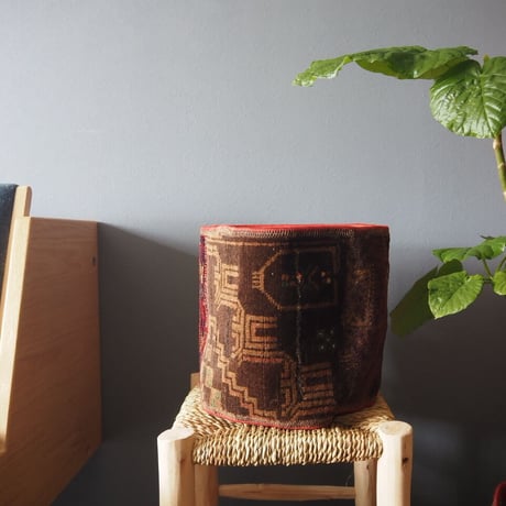 【VP050】 Afghan  Rug pot ②