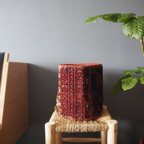 【VP050】 Afghan  Rug pot ②