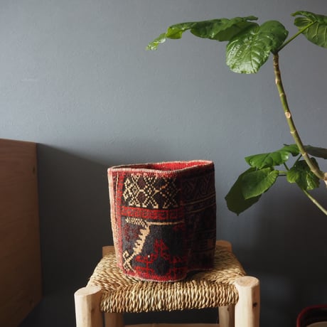 【VP052】 Afghan  Rug pot ②