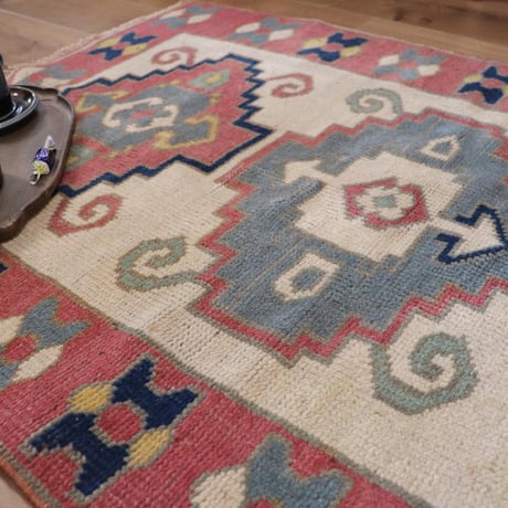 【VR089】﻿Vintage Turkish Rug