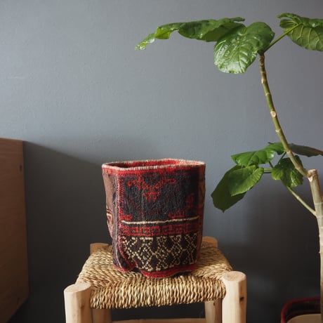 【VP052】 Afghan  Rug pot ③