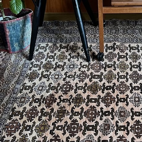 【VR220】 Turkmen rug ⁡