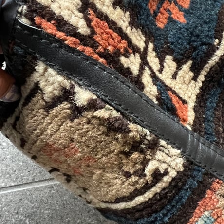 【VP053】 Afghan  Rug pot ①