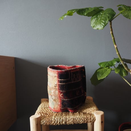 【VP052】 Afghan  Rug pot ②