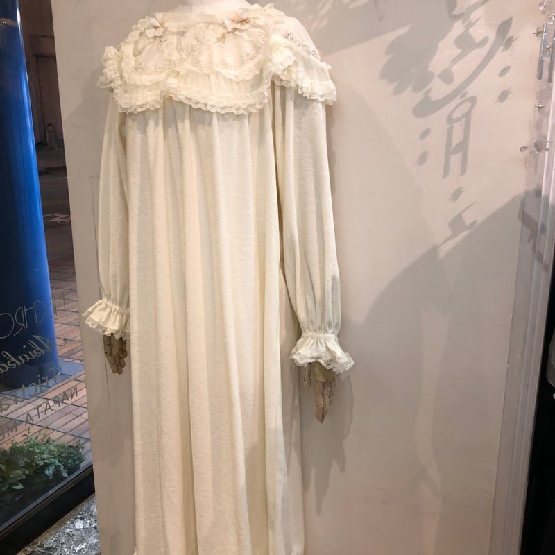 ヒスクローネ パイルネグリジェ | さえら POTECHINO マリーアン金沢