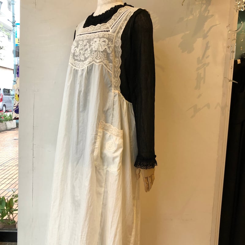 ヒスクローネ クロシェットエプロン | さえら POTECHINO マリーアン金沢
