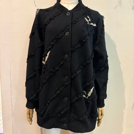 さえら ヒスクローネ 黒色の手提げ さえら ヒスクローネ 黒色の手提げ