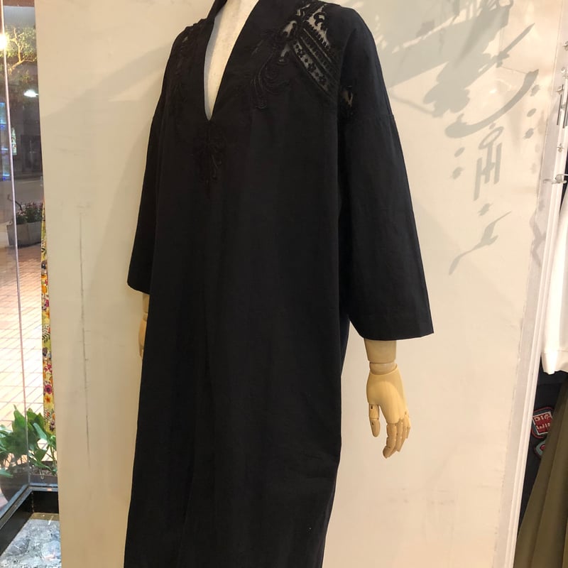 ヒスクローネ コットンボイルワンピース | さえら POTECHINO 