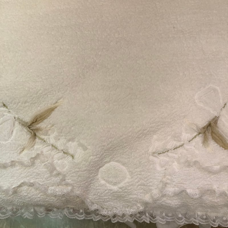 ✌ヒスクローネ 大判マットラグカーペットさえらロココ調じゅうたん