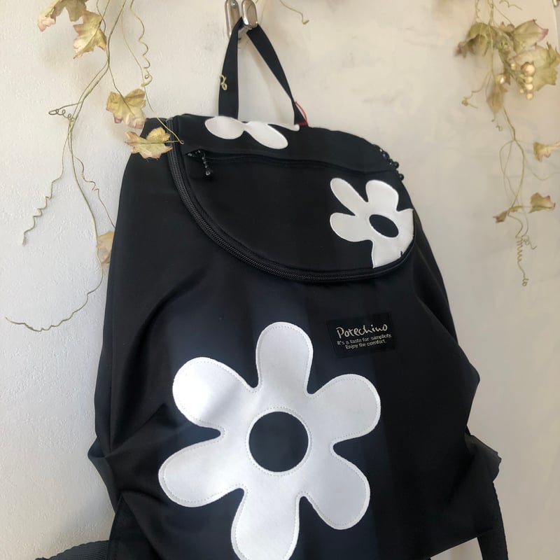 【極美品】ポテチーノ　リュック☆ ポテチーノ リュック(黒×オフのモチーフ) | さえら POTECHINO