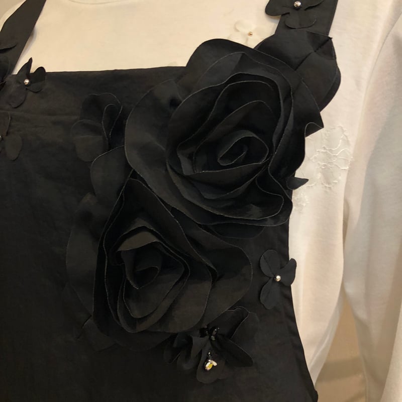 ポテチーノ エプロン(シークレットガーデン) | さえら POTECHINO