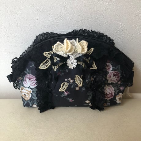 さえら　アキアカネ　ティシュカバー さえら akiakane アキアカネ ヒスクローネ 総レース リボン