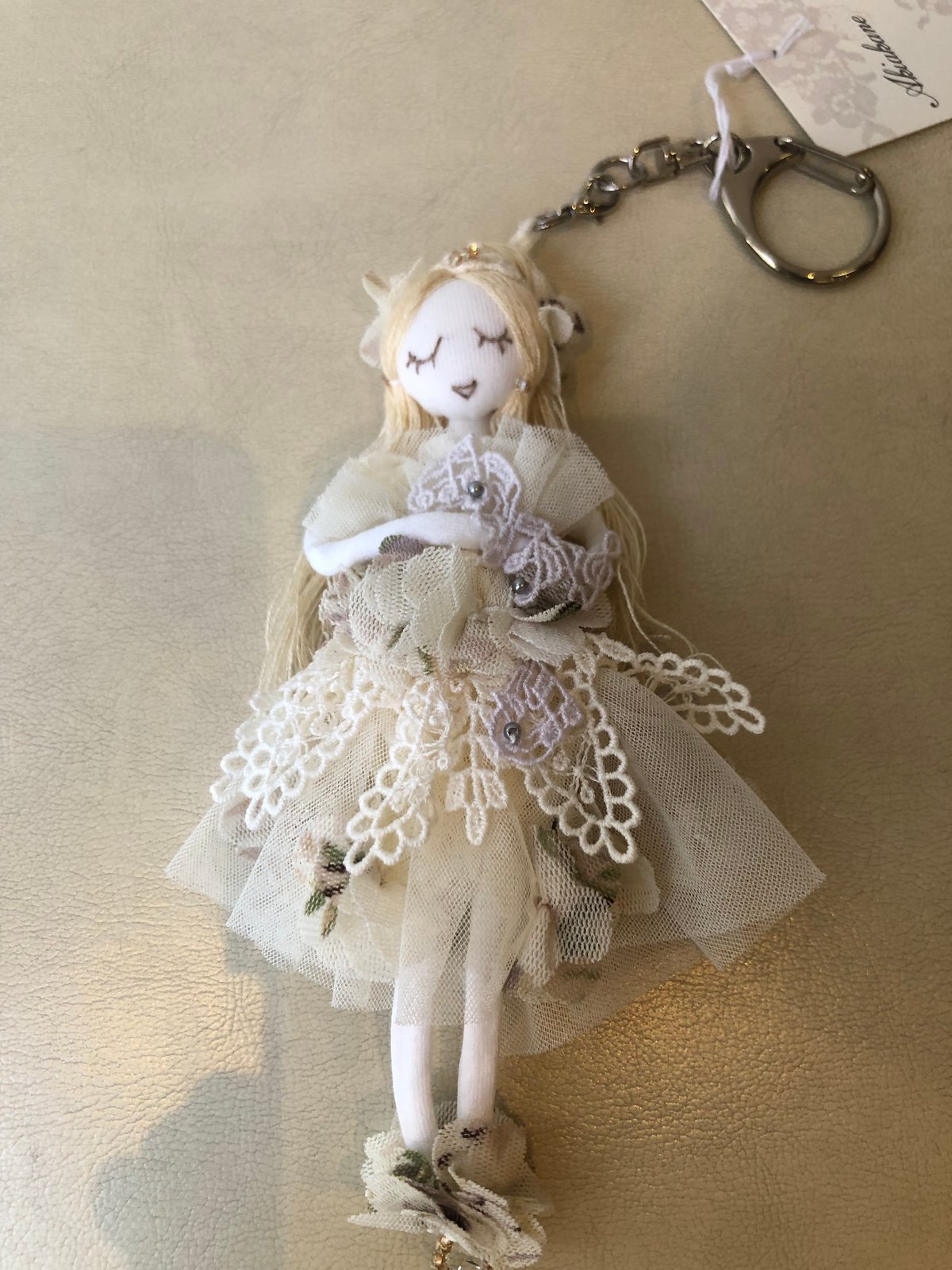 さえらレインダンス　ジュリアキーケース【新品未使用】 人気商品です‼️ さえらレインダンス ジュリアキーケース【新品未使用】 人気商品です‼️