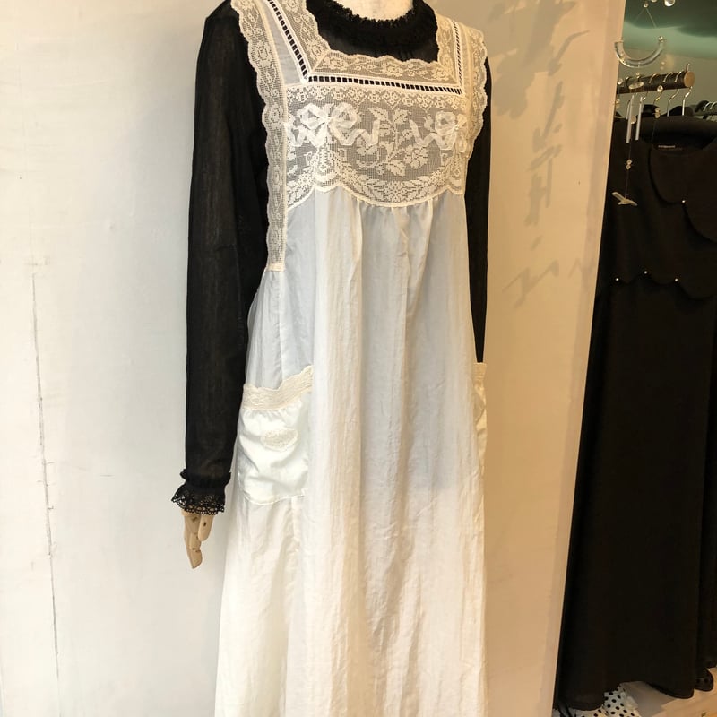 ヒスクローネ クロシェットエプロン | さえら POTECHINO マリーアン金沢