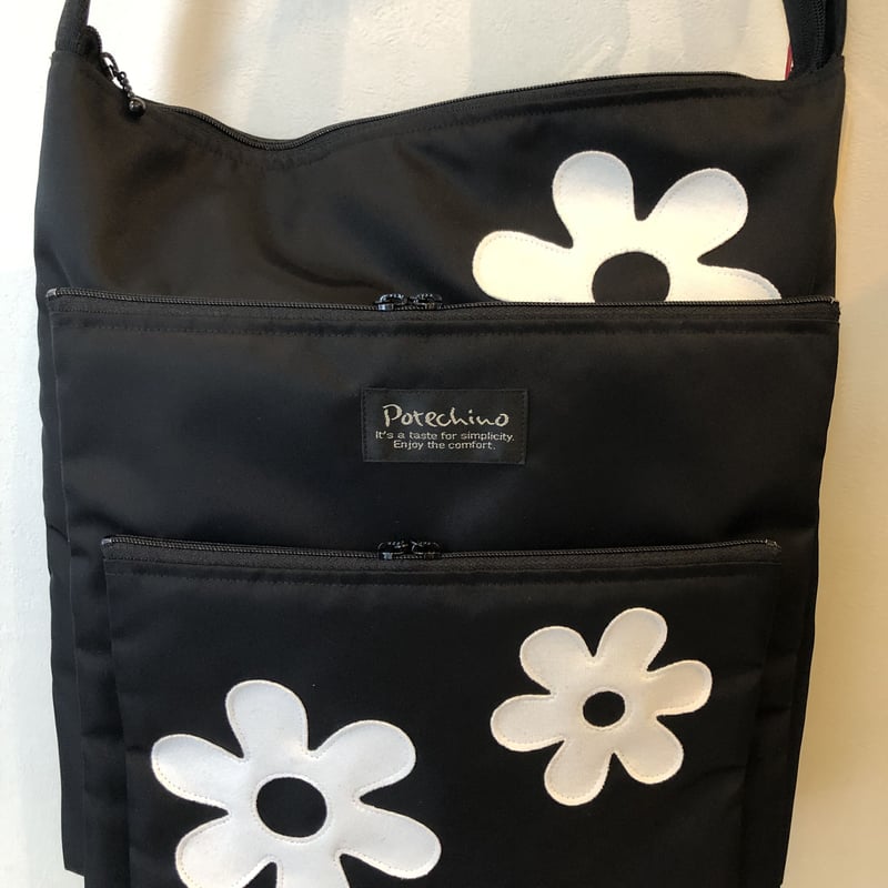 ★美品★POTECHINO★ポテネッタ★三段ショルダーバッグ★ ポテチーノ ポテネッタのお花の三段ポシェット | さえら POTECHINO