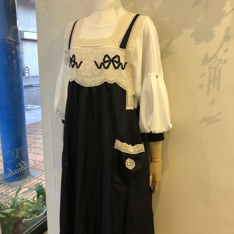 ヒスクローネ クロシェットエプロン | さえら POTECHINO マリーアン金沢