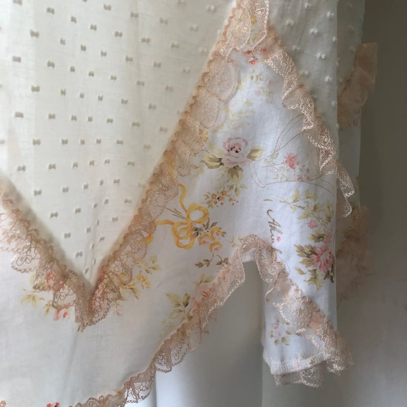 アキアカネakiakane花柄クリーム色エプロン