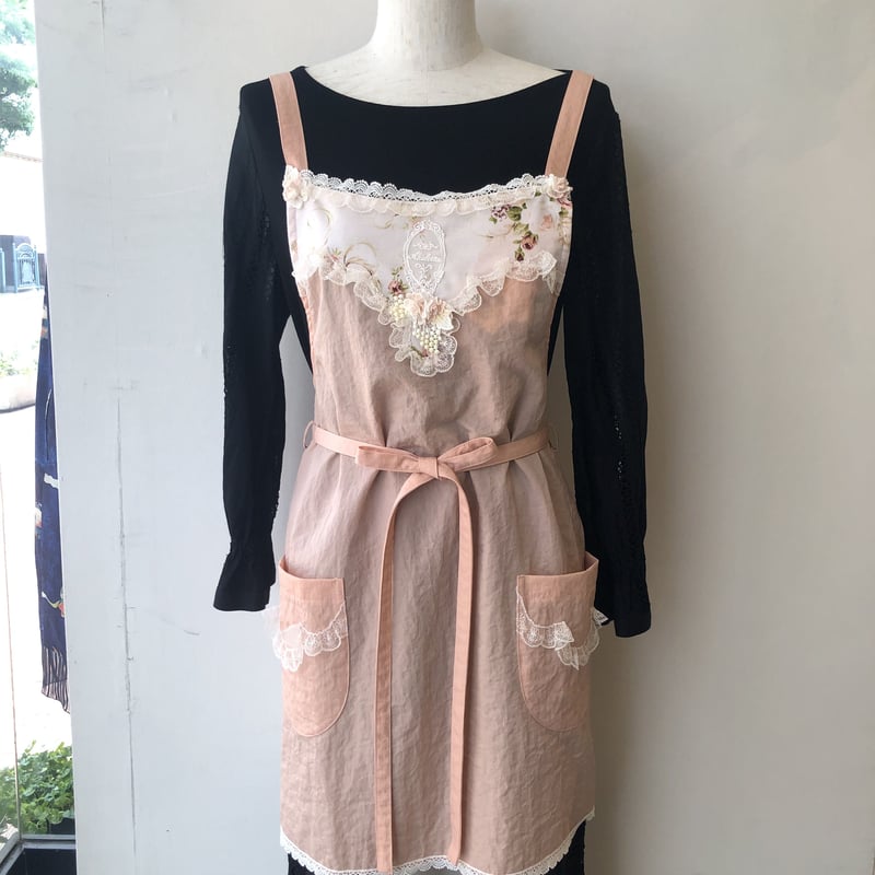 ☆さえら アキアカネ☆ お花モチーフ エプロン さえら Akiakane