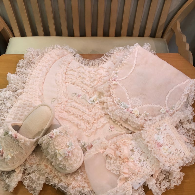 ❤️さえら☆ヒスクローネ☆可愛い☆お花モチーフ付☆トイレット