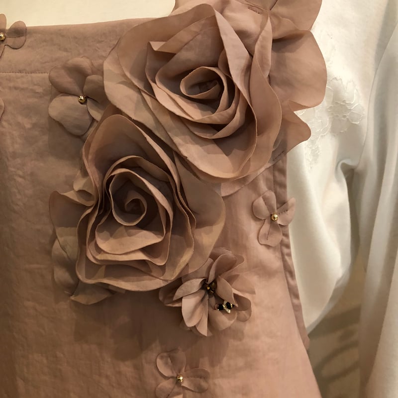 ポテチーノ　 花飾り付きエプロン ポテチーノ エプロン(シークレットガーデン) | さえら POTECHINO