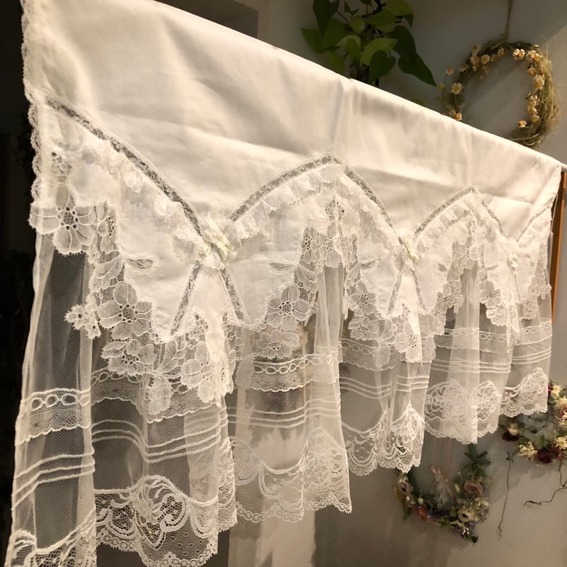 ヒスクローネ　カフェカーテン ヒスクローネ カフェカーテン | さえら POTECHINO マリーアン金沢