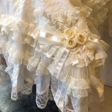 さえら　サエラ　ヒスクローネ　 アキアカネ　バスケット　レース フリル さえらサエラヒスクローネ アキアカネバスケットレース フリル