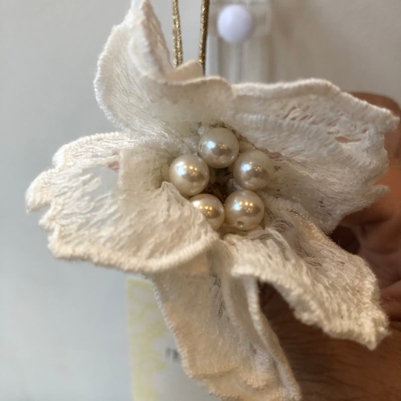 ヒスクローネジュエリー飾り