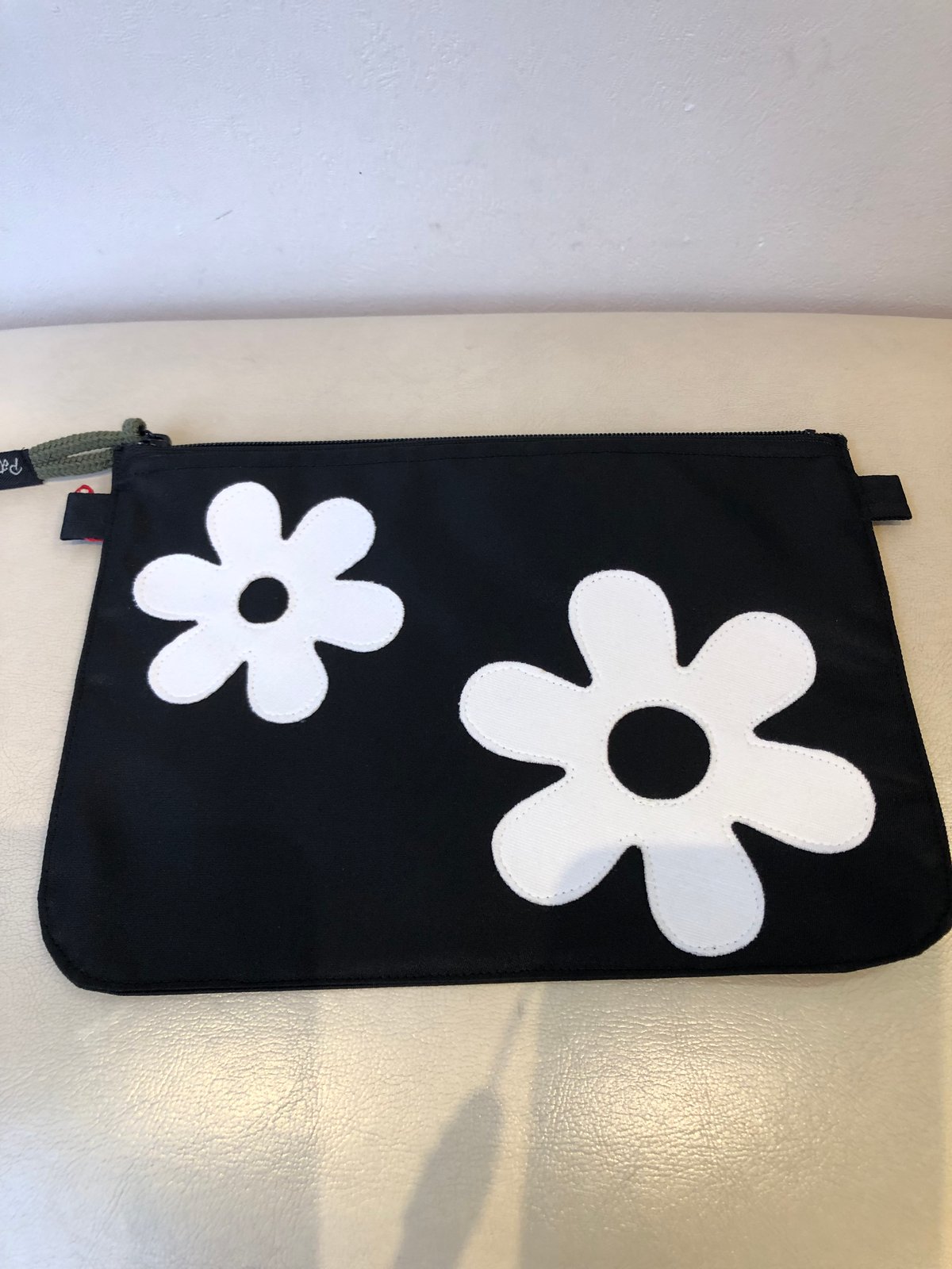 新品・ネット品切れ商品☆】ポテチーノ 裏返 potechino 花モチーフ  