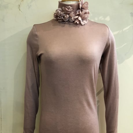 『11月30日まで』さえら　レインダンス　ジュリアハイネックカットソー CATEGORY さえら レインダンス | さえら POTECHINO マリーアン金沢