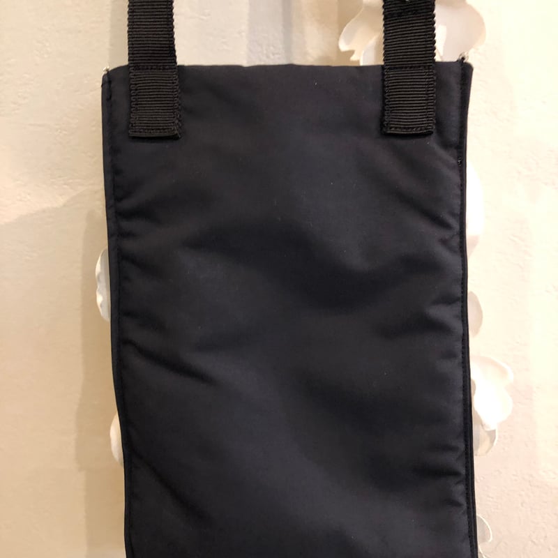 さえら　レインダンス　大人可愛いスマホポーチ美品 楽天市場】再入荷新着正規販売代理店 さえら レインダンス