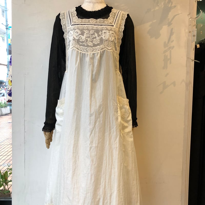 ヒスクローネ クロシェットエプロン | さえら POTECHINO マリーアン金沢
