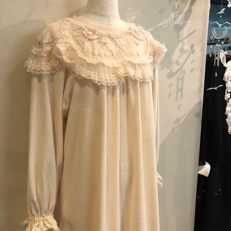 ヒスクローネ パイルネグリジェ | さえら POTECHINO マリーアン金沢