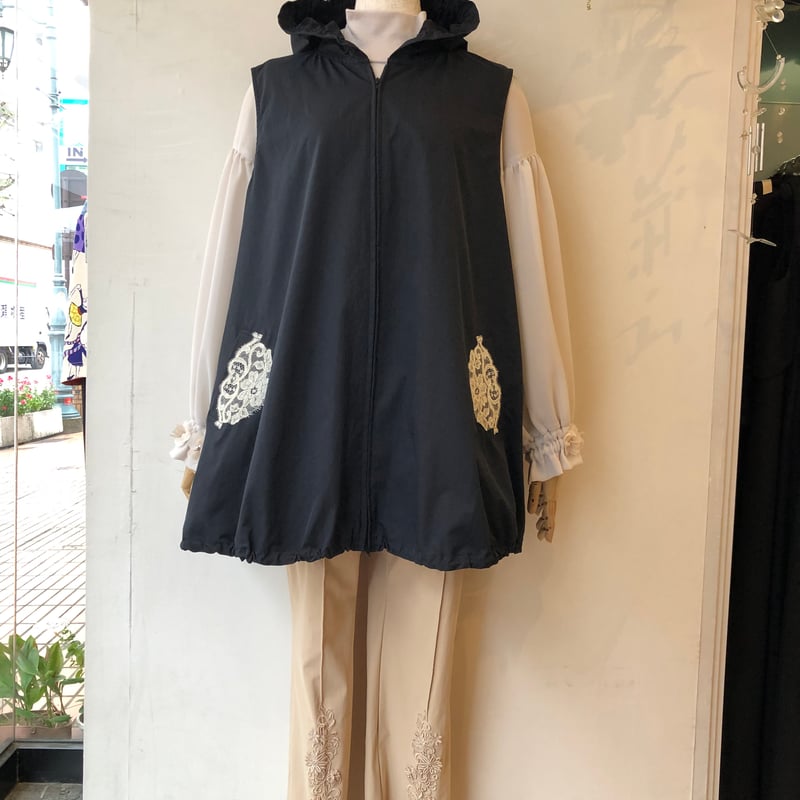ヒスクローネ ロングベスト | さえら POTECHINO マリーアン金沢