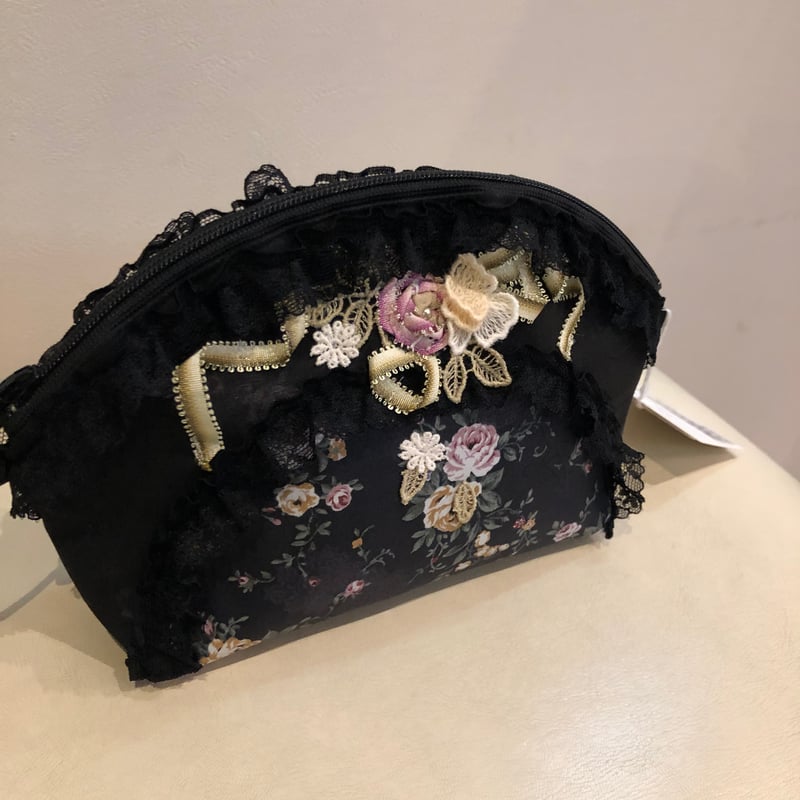アキアカネ ポーチ | さえら POTECHINO マリーアン金沢