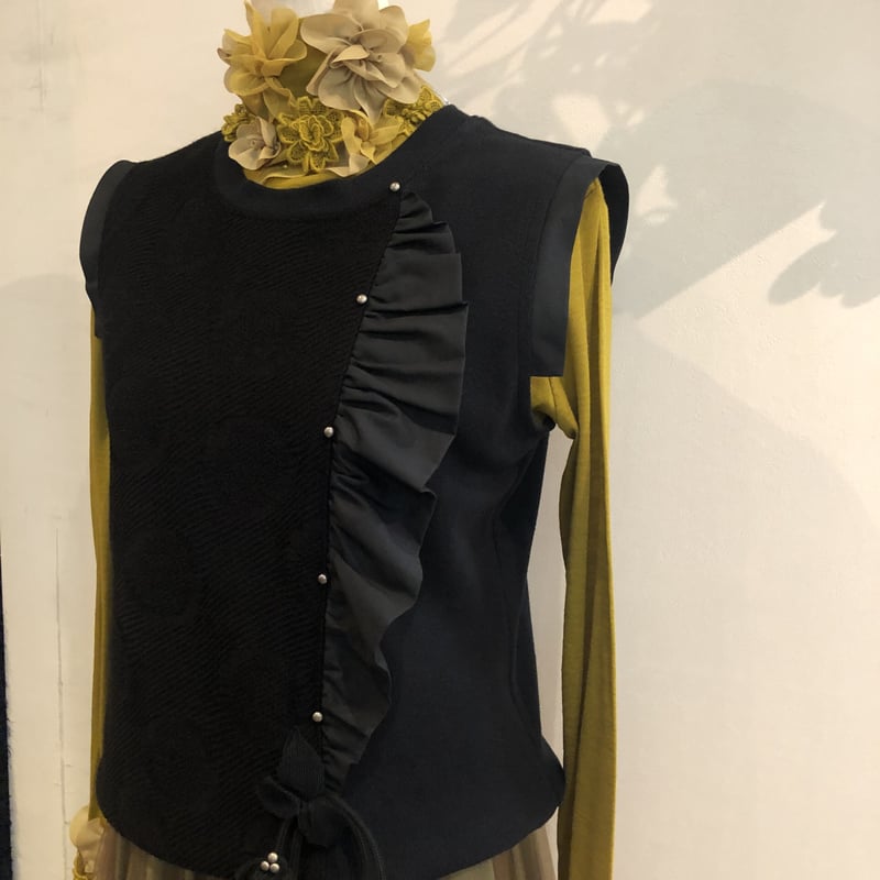 ポテチーノベスト