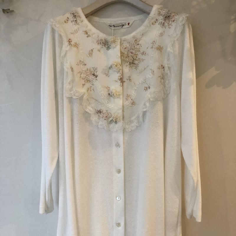 さえら、ヒスクローネのパジャマ、ルームウェア さえら ヒスクローネhischrone パジャマ上下セット - メルカリ