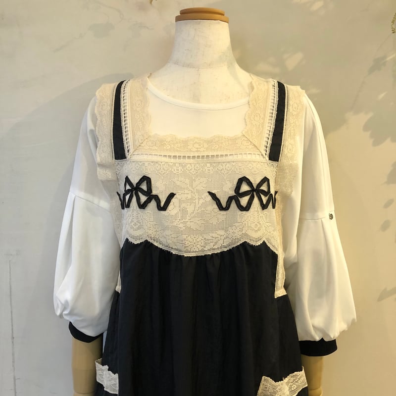 ヒスクローネ クロシェットエプロン | さえら POTECHINO マリーアン金沢