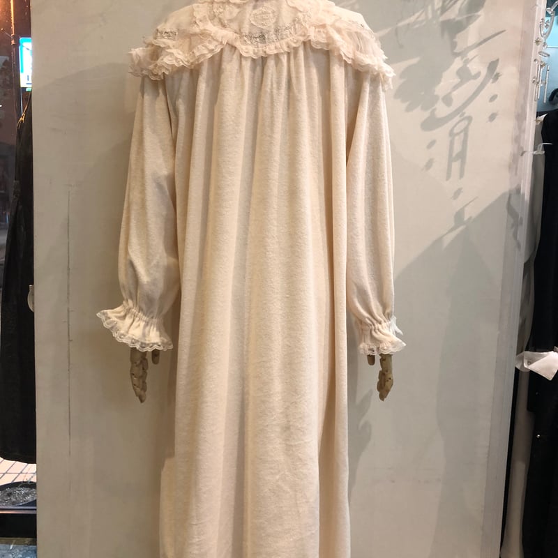 ヒスクローネ パイルネグリジェ | さえら POTECHINO マリーアン金沢