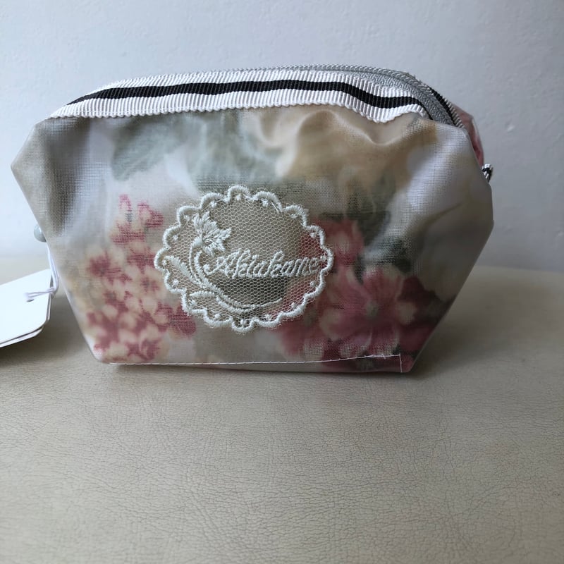 サエラアキアカネピンクは美品　専用 サエラアキアカネピンクは美品 専用 サエラ アキアカネ ポーチ