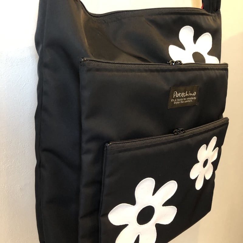 ★美品★POTECHINO★ポテネッタ★三段ショルダーバッグ★ ポテチーノ ポテネッタのお花の三段ポシェット | さえら POTECHINO