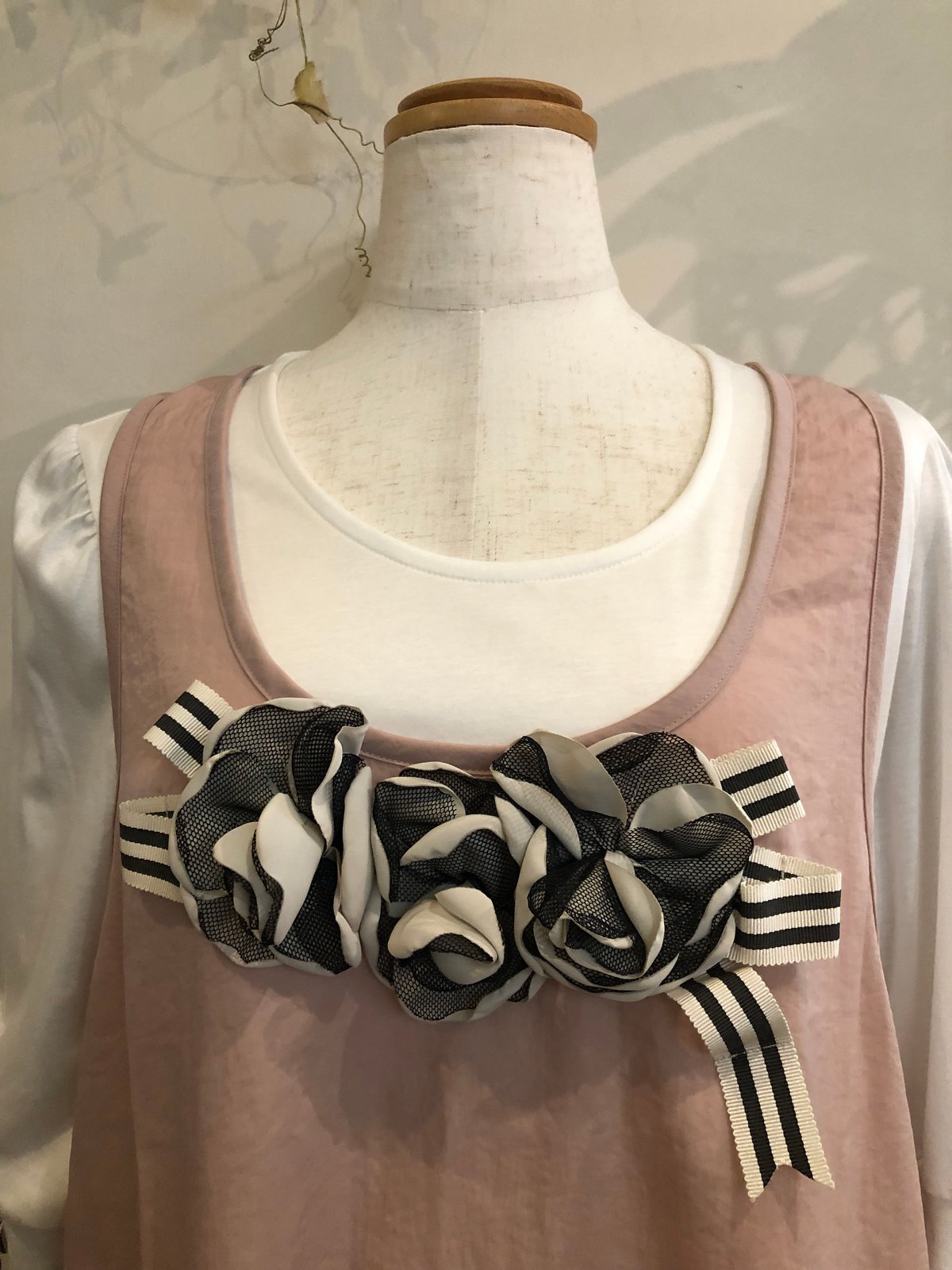 ポテチーノ エプロン(シャドーピオニー) | さえら POTECHINO