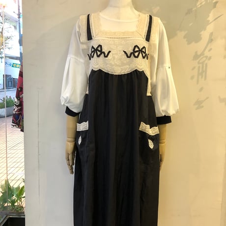 HISCHRONE ヒスクローネ　エプロン　ナイロン　レース さえら ヒスクローネ エプロン | さえら POTECHINO マリーアン金沢