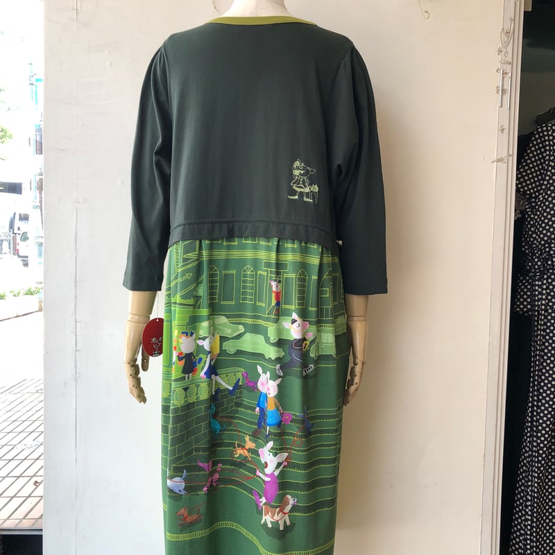 アルベロベロ　ベージュ大人可愛いベストワンピース アルベロベロ ベージュ大人可愛いベストワンピース アルベロベロ